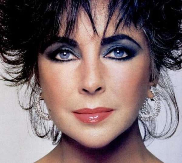 Taboola Ad Example 52517 - Elizabeth Taylor's Granddaughter Naomi Is Her Absolute Spitting Image