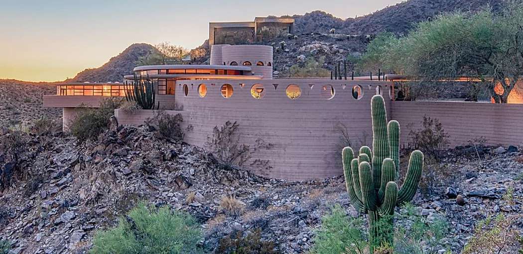 Outbrain Ad Example 41270 - Frank Lloyd Wright’s Last Home Goes Up For Auction