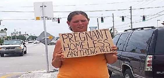 Outbrain Ad Example 45559 - [Photos] She Sees A Pregnant Beggar, But Then Realizes Something Is Off