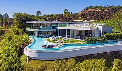Outbrain Ad Example 42259 - Discover The Most Expensive Homes In Los Angeles