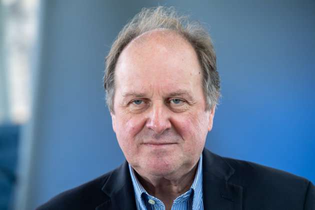 Taboola Ad Example 65811 - BBC Radio 4 Today Presenter James Naughtie Apologises Over Brexiteer MPs Comment