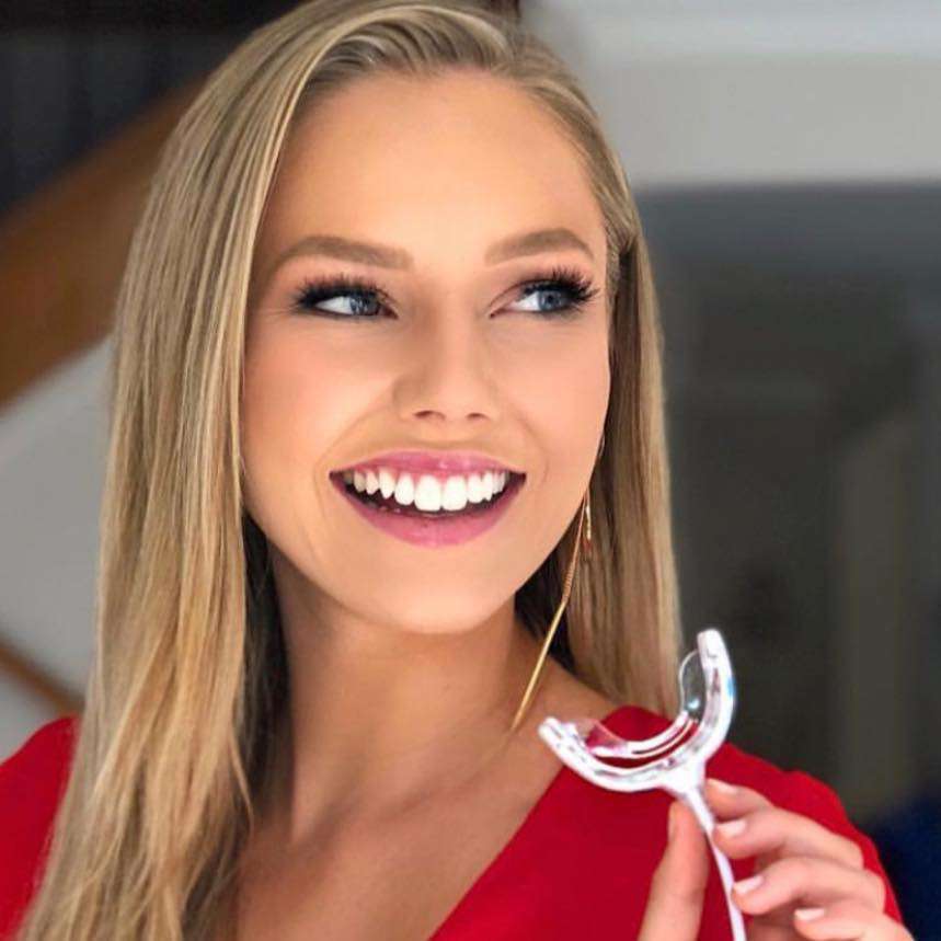 Taboola Ad Example 66872 - Read Why The Teeth Whitening Industry Will Never Be The Same