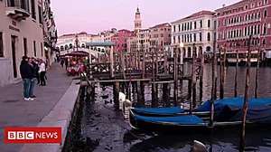 Outbrain Ad Example 31060 - Venice Canals Left Dry By Exceptionally Low Tide