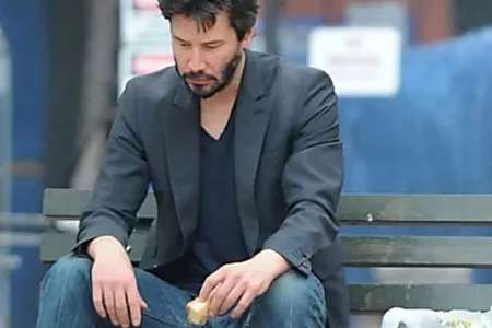 Outbrain Ad Example 53138 - [Pics] Keanu Reeves' Net Worth May Surprise You