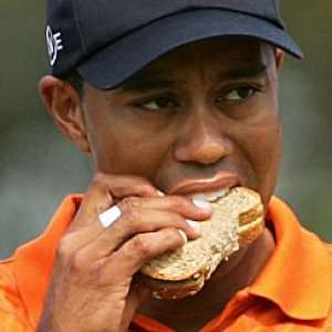 Zergnet Ad Example 65820 - This Is How Much Tiger Woods Eats Every DayGolfweek.com