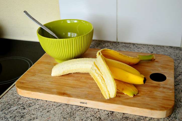 Taboola Ad Example 61827 - Don't Throw Away Your Banana Peels, Here Are 7 Things You Didn't Know