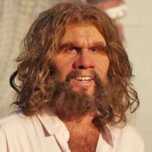 Zergnet Ad Example 64644 - This GEICO Caveman Is Gorgeous In Real Life